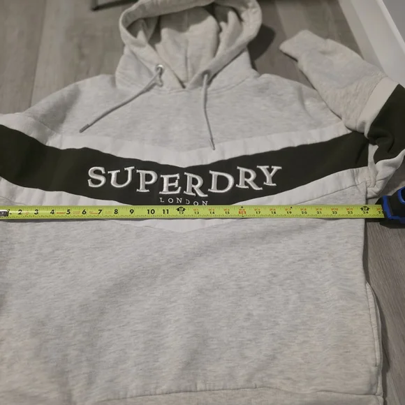 Superdry Light Gray and Dark Green Women's Hoodie - Picture 4 of 9